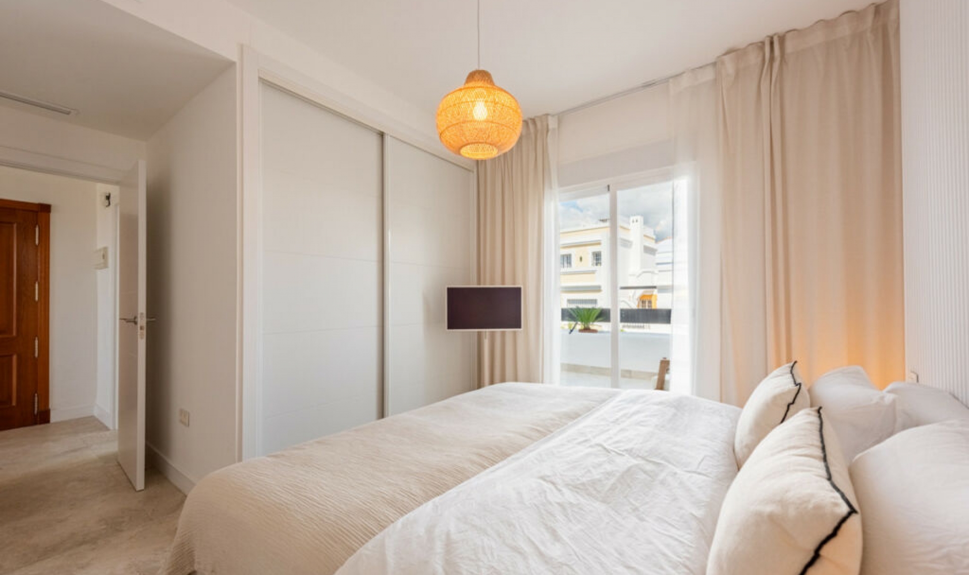 Resale - Apartment -
Nueva Andalucía