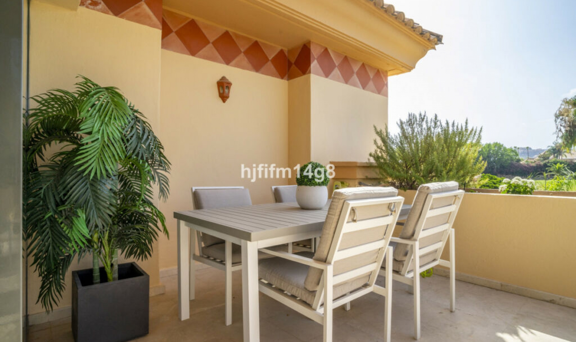 Resale - Apartment -
Nueva Andalucía