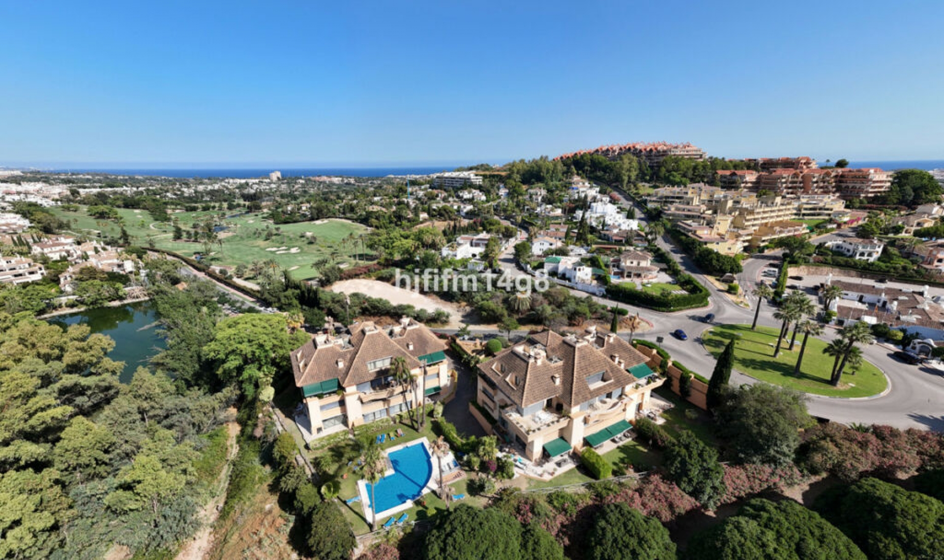 Resale - Apartment -
Nueva Andalucía