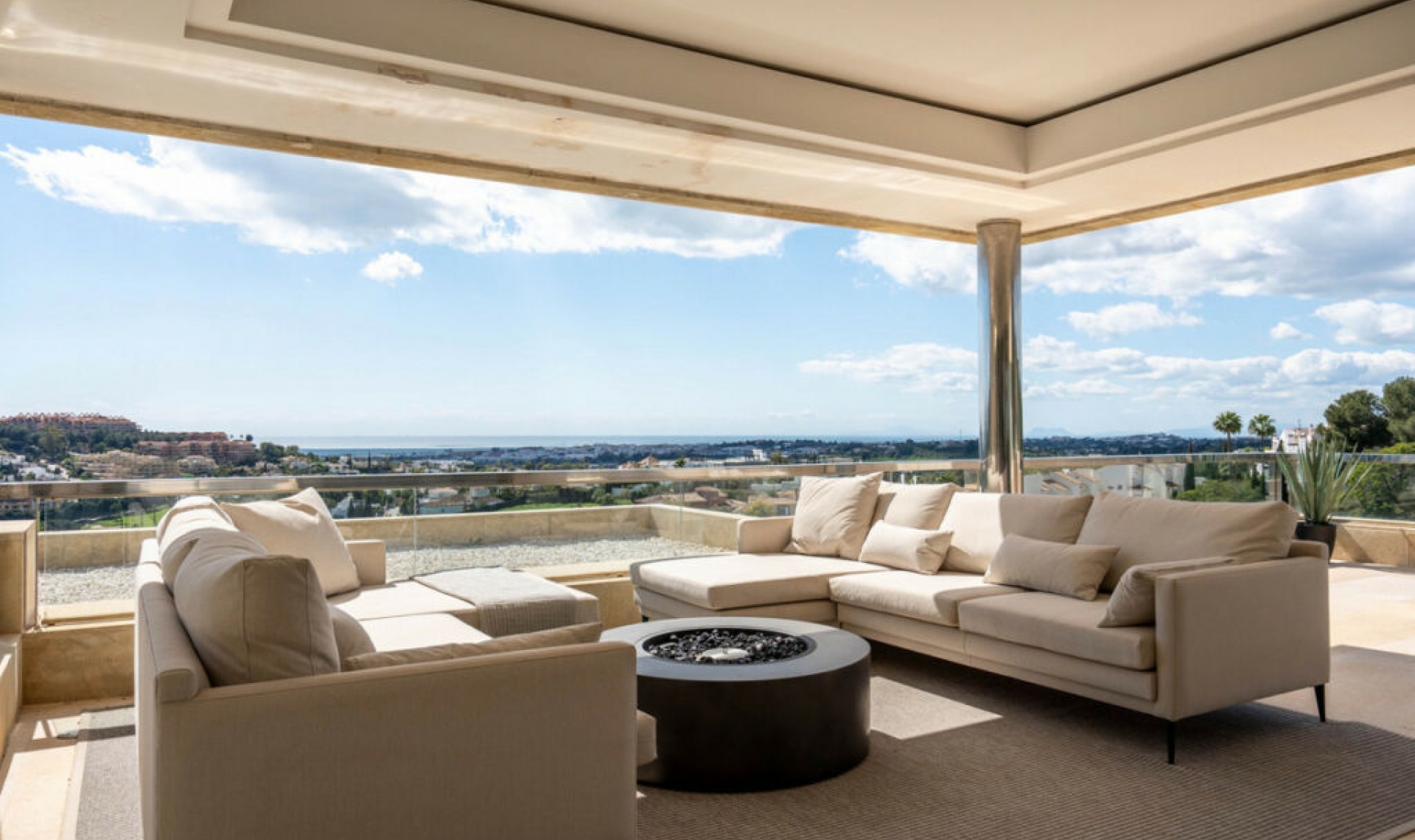 Resale - Apartment -
Nueva Andalucía