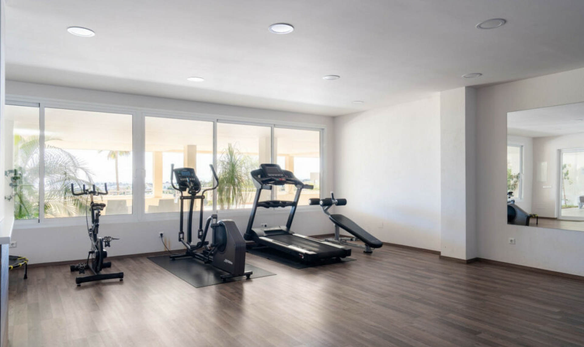 Resale - Apartment -
Nueva Andalucía