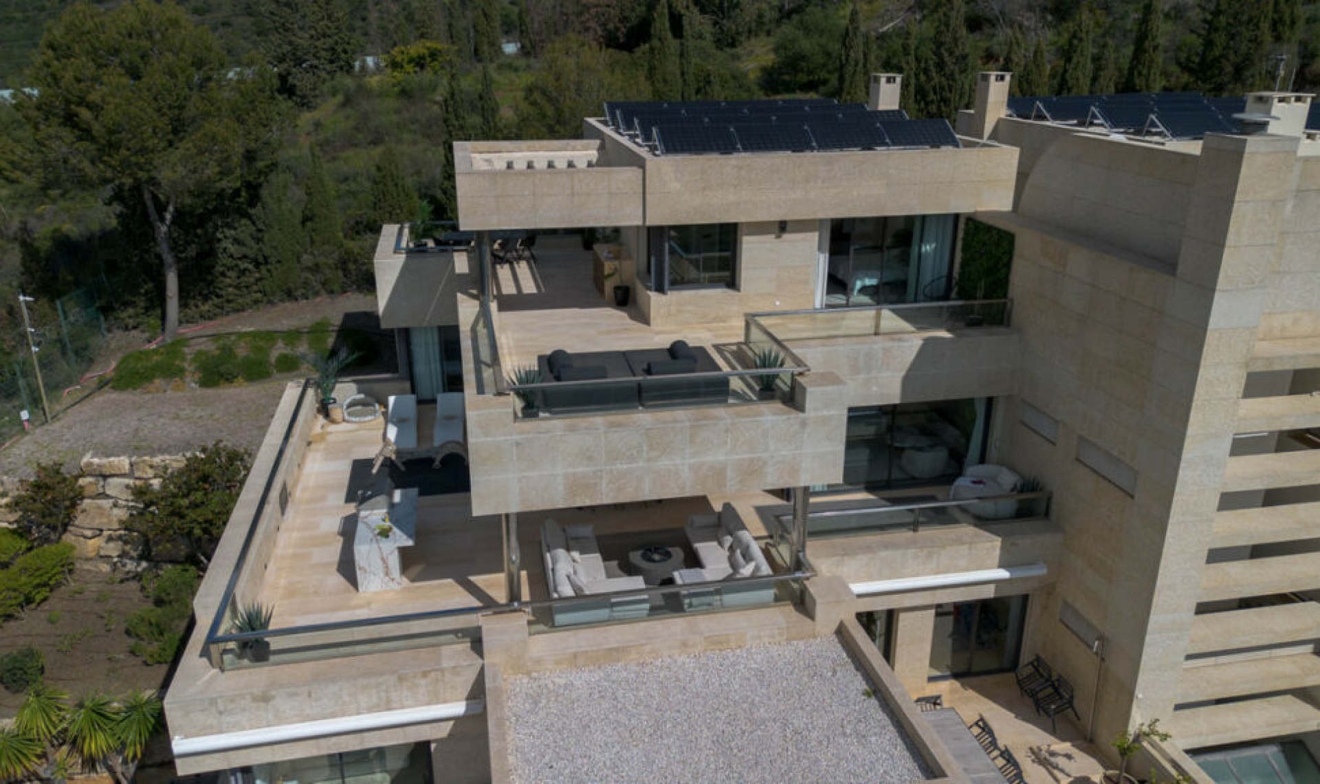 Resale - Apartment -
Nueva Andalucía