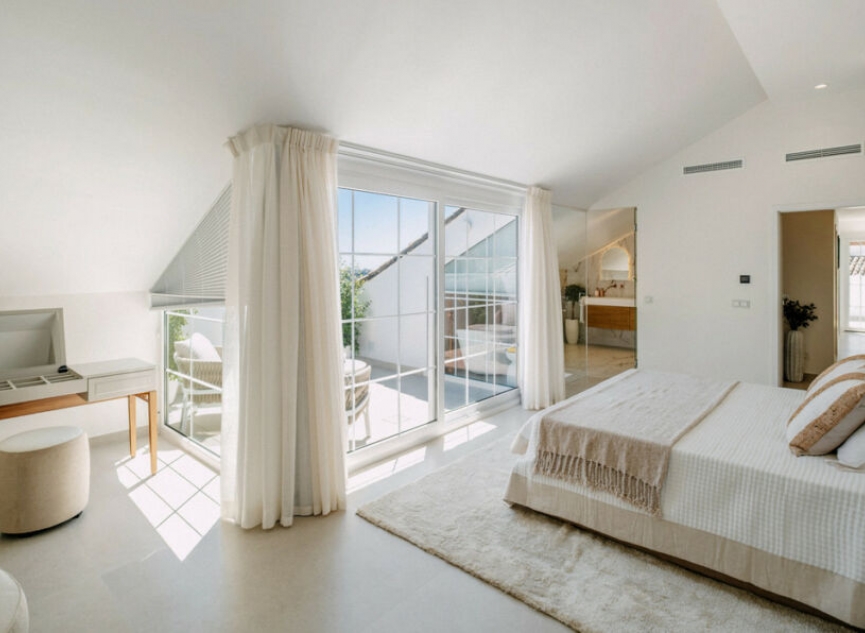 Resale - Apartment -
Nueva Andalucía