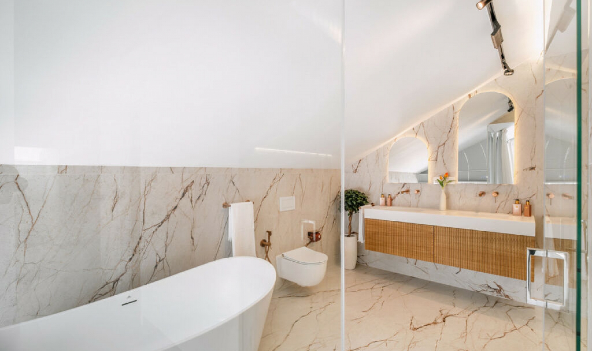 Resale - Apartment -
Nueva Andalucía