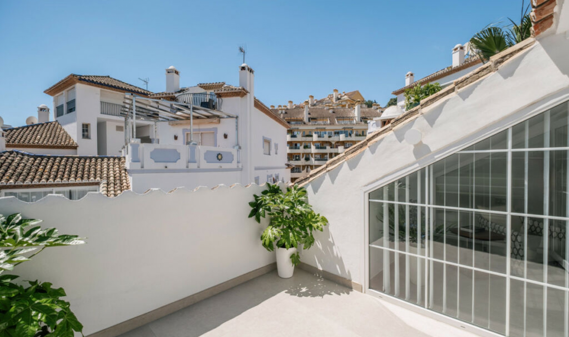 Resale - Apartment -
Nueva Andalucía