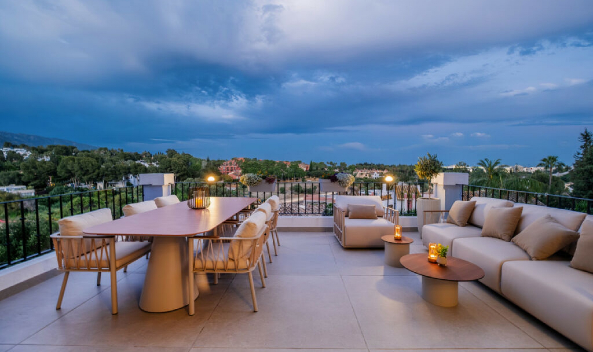 Resale - Apartment -
Nueva Andalucía