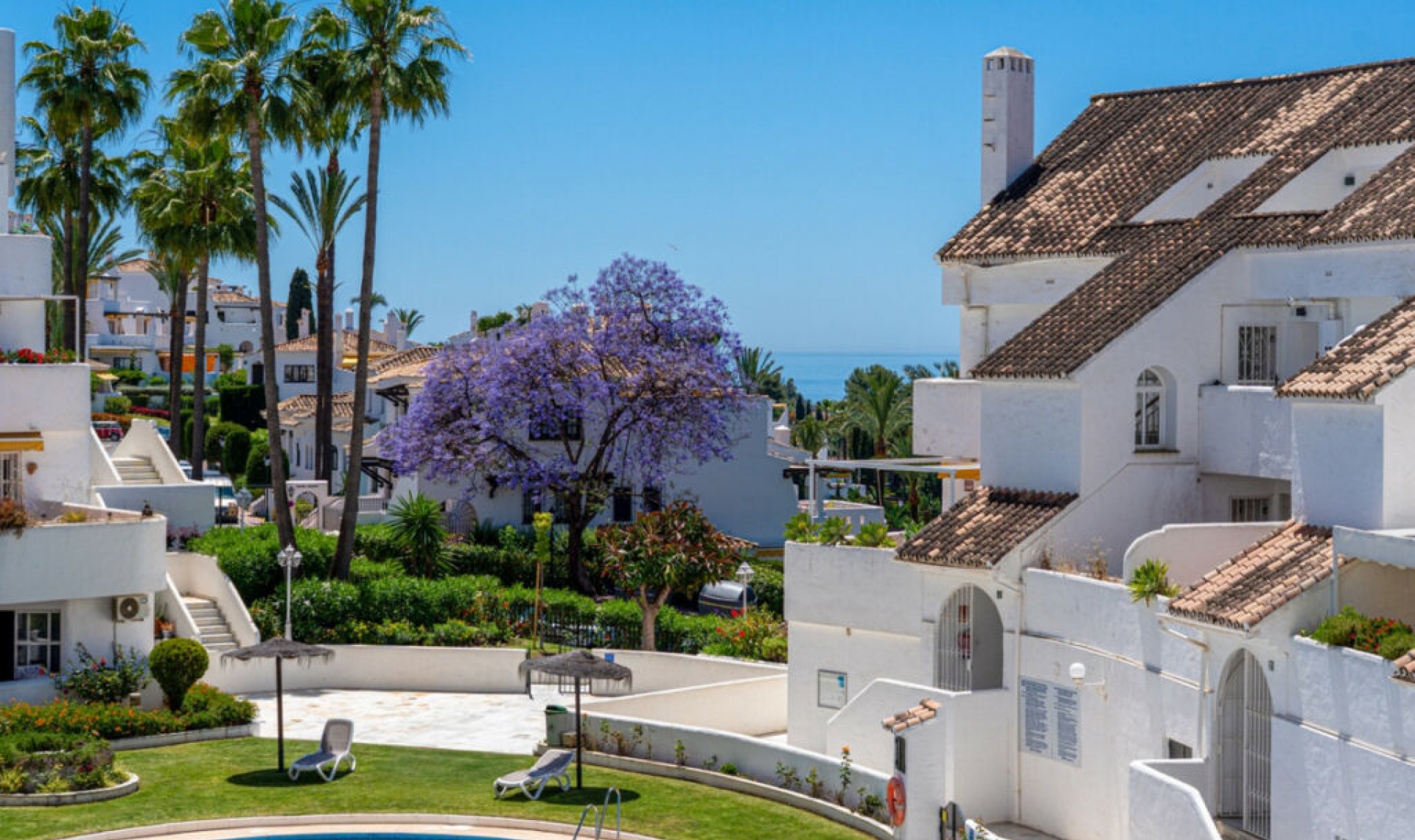 Resale - Apartment -
Nueva Andalucía