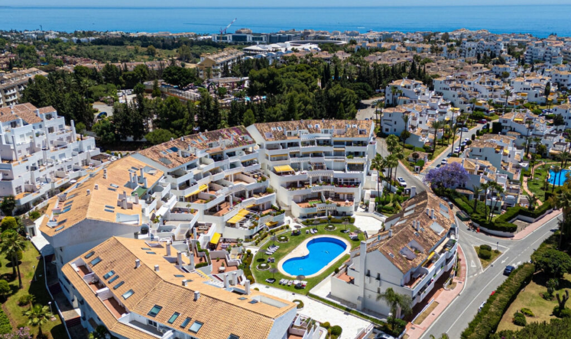 Resale - Apartment -
Nueva Andalucía