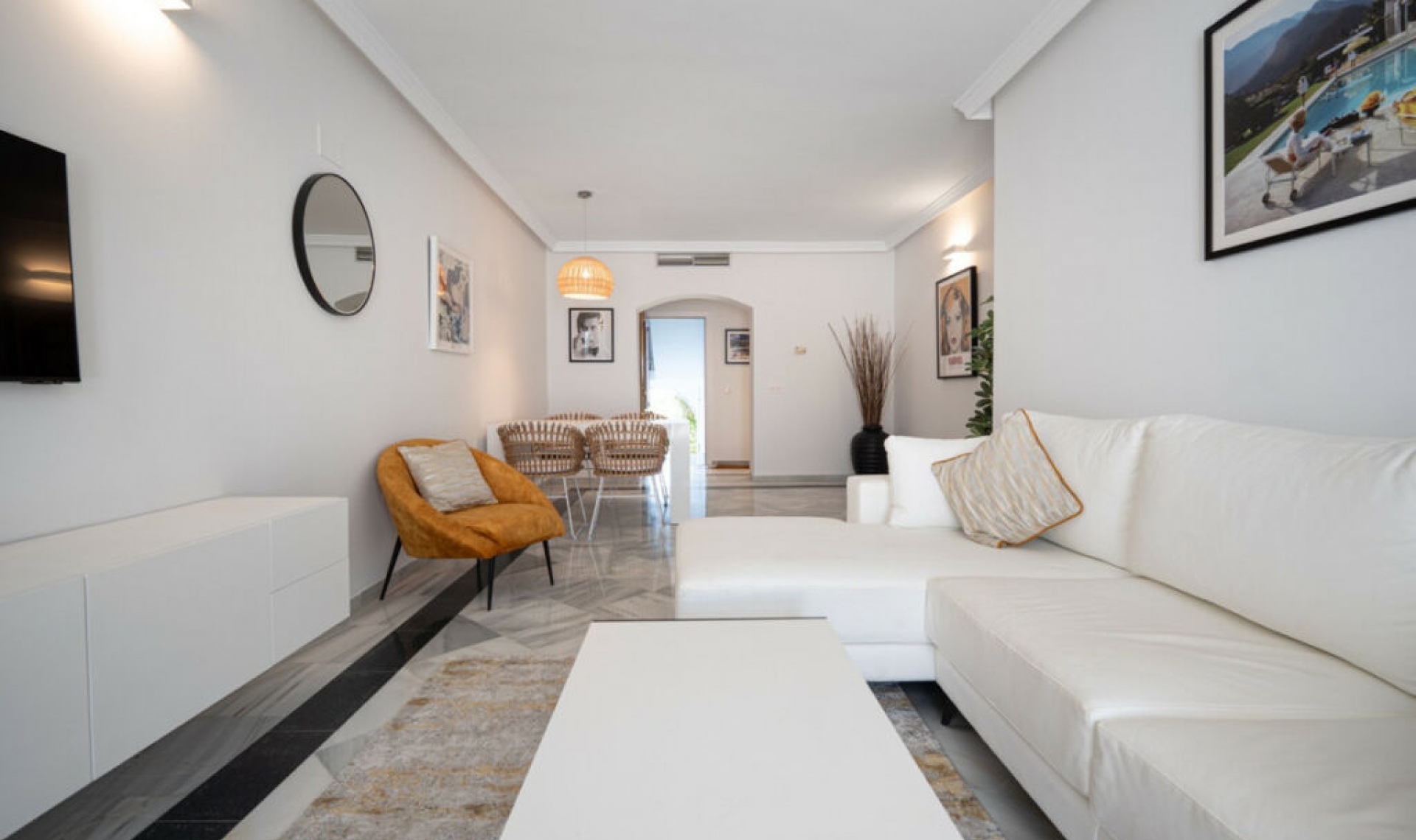 Resale - Apartment -
Nueva Andalucía