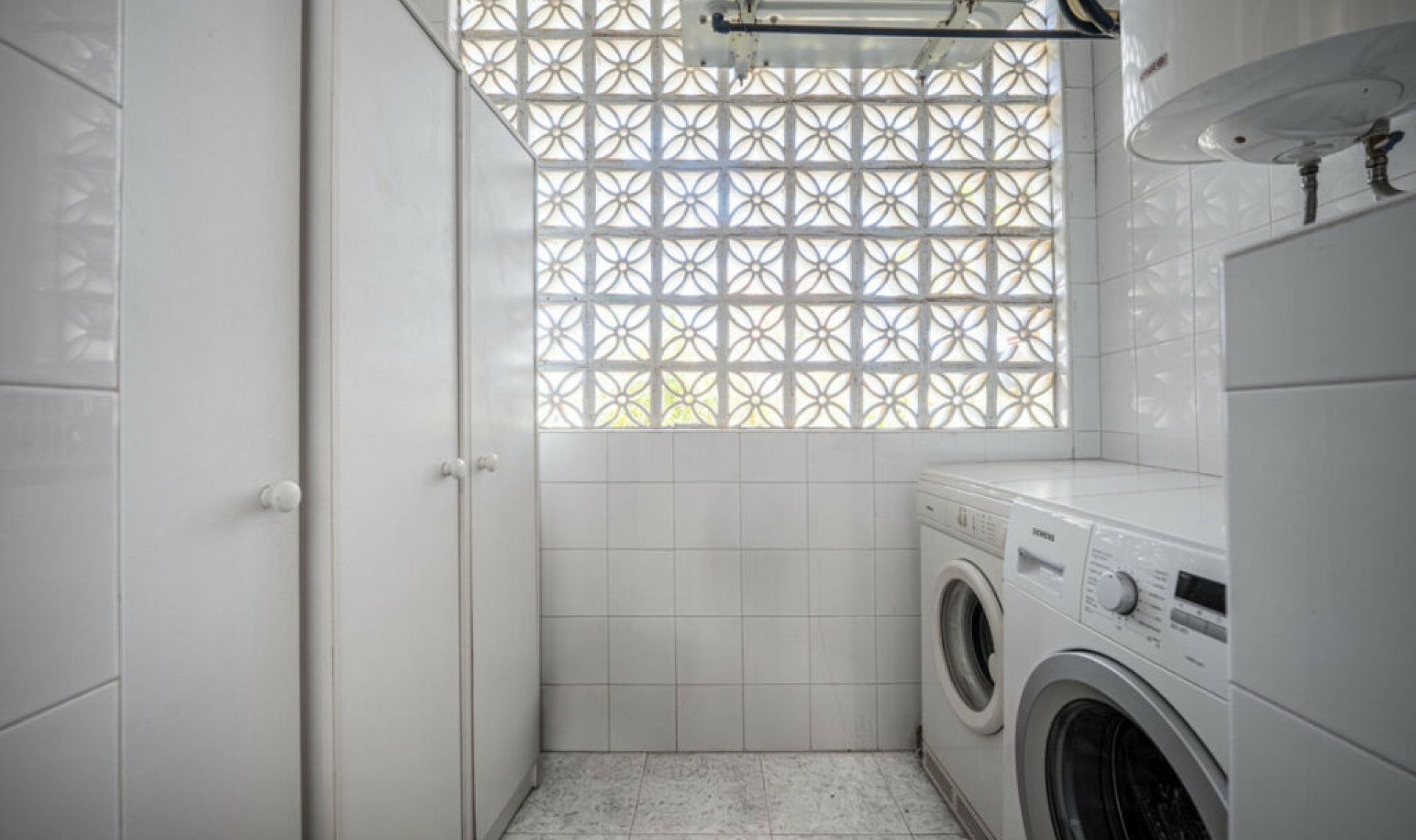 Resale - Apartment -
Nueva Andalucía