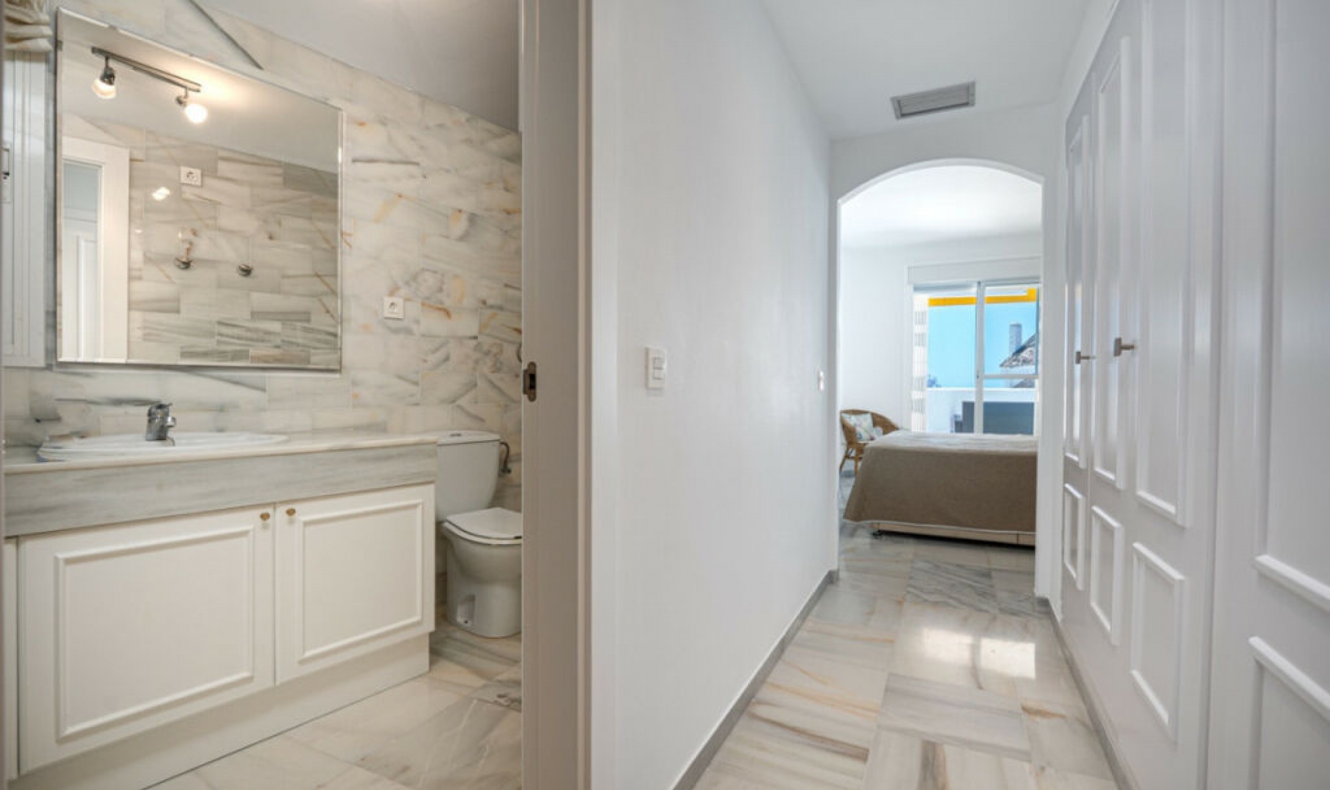 Resale - Apartment -
Nueva Andalucía