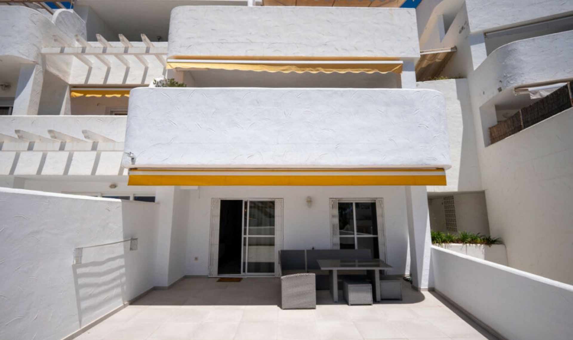 Resale - Apartment -
Nueva Andalucía