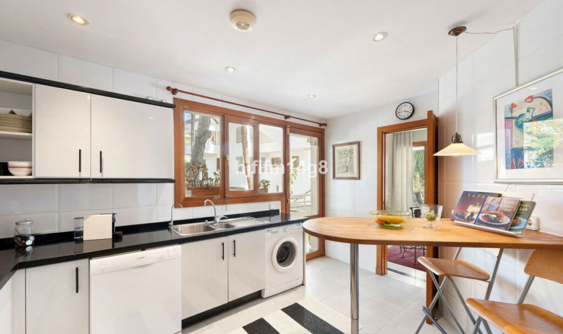 Resale - Apartment -
Nueva Andalucía