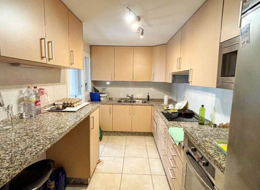 Resale - Apartment -
Nueva Andalucía