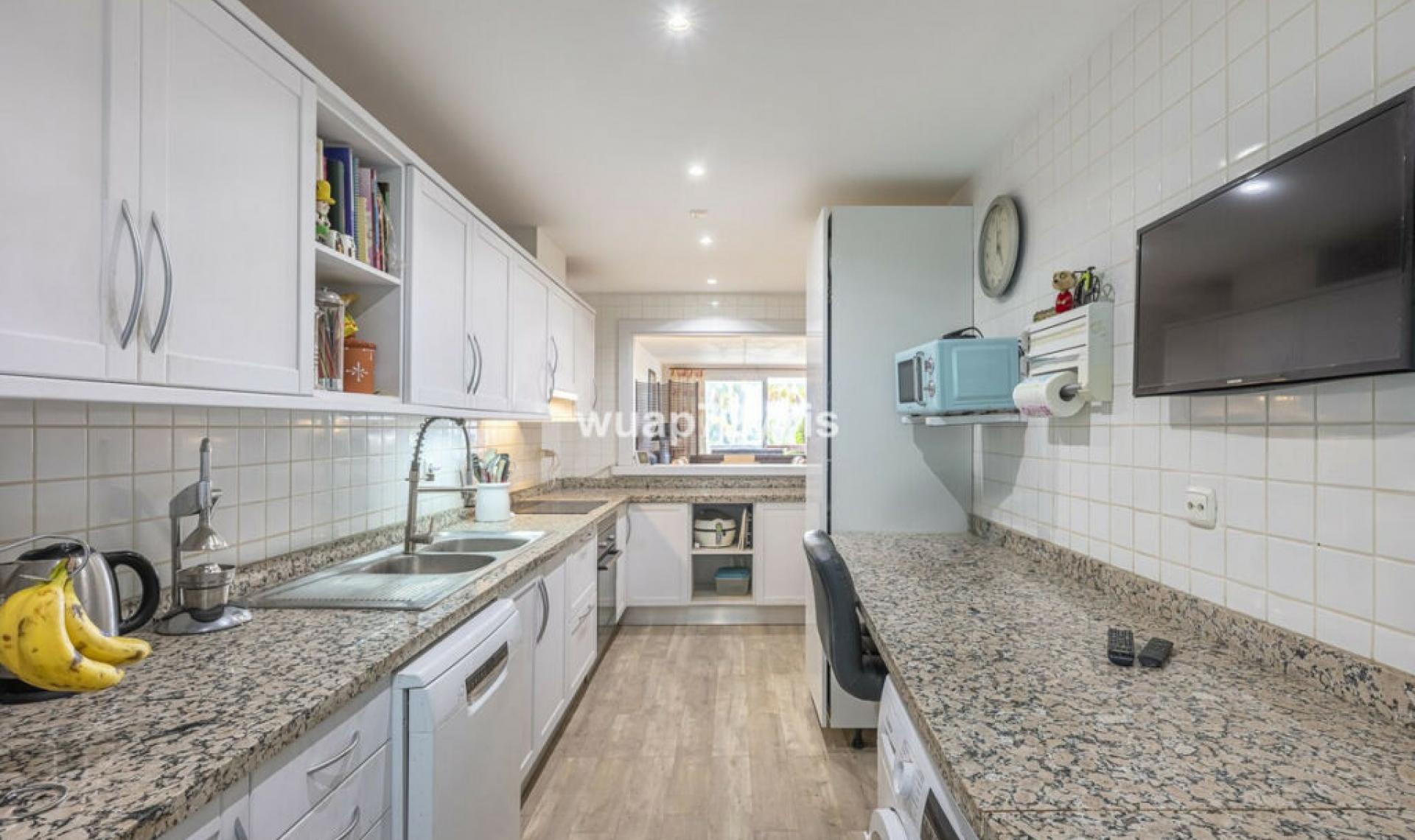 Resale - Apartment -
Nueva Andalucía