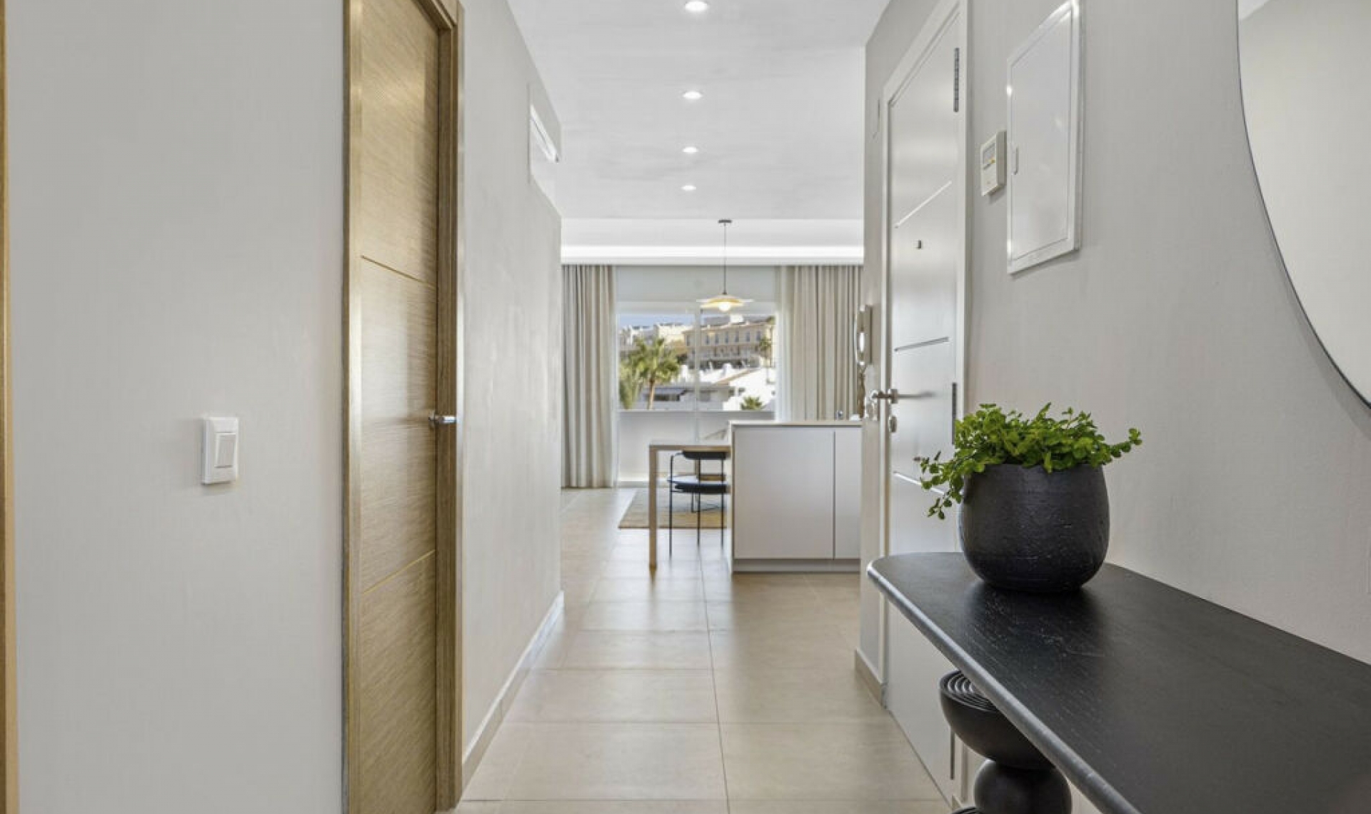 Resale - Apartment -
Nueva Andalucía