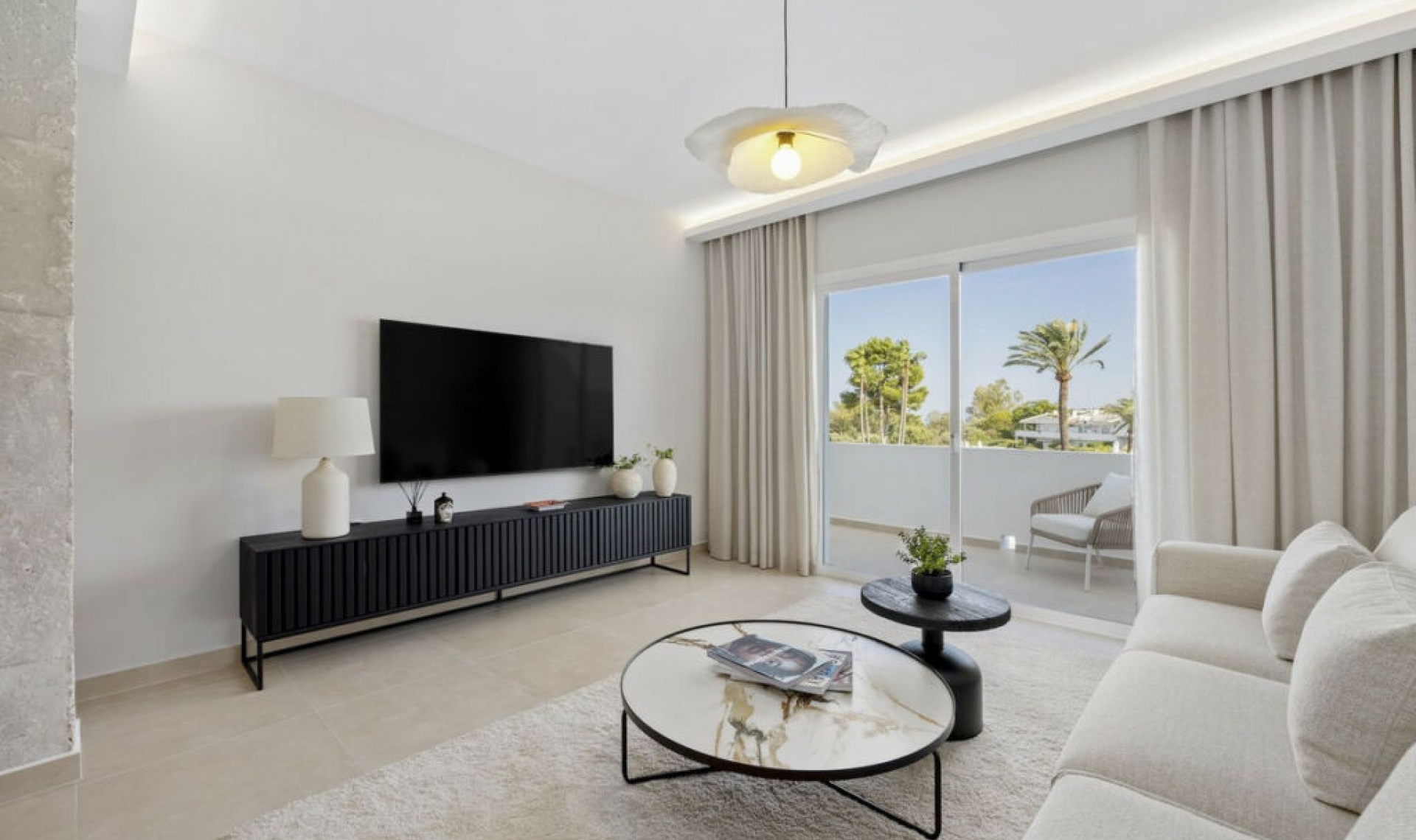 Resale - Apartment -
Nueva Andalucía