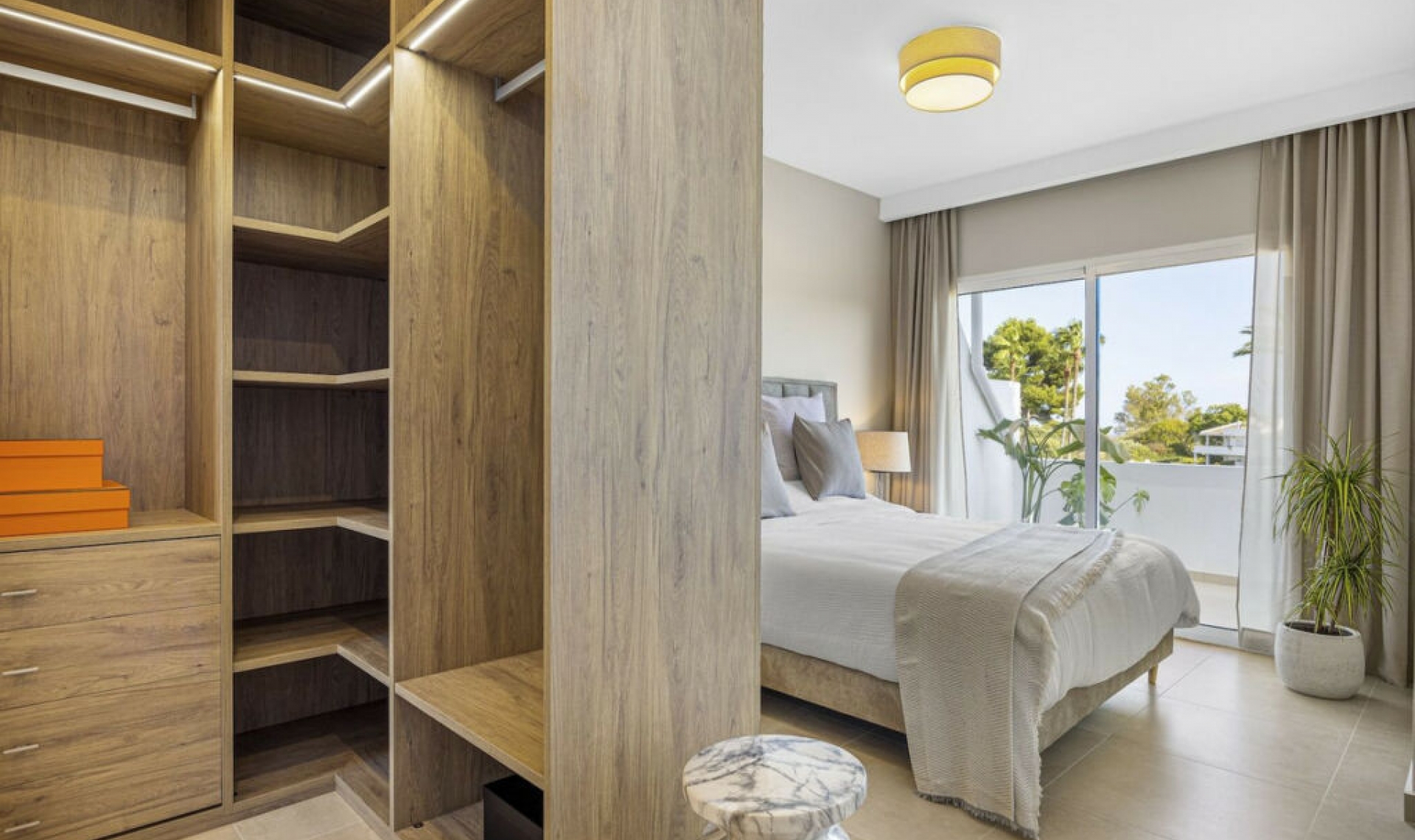 Resale - Apartment -
Nueva Andalucía