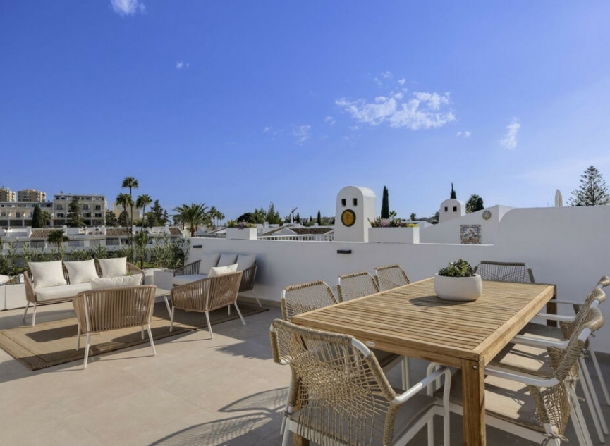 Resale - Apartment -
Nueva Andalucía