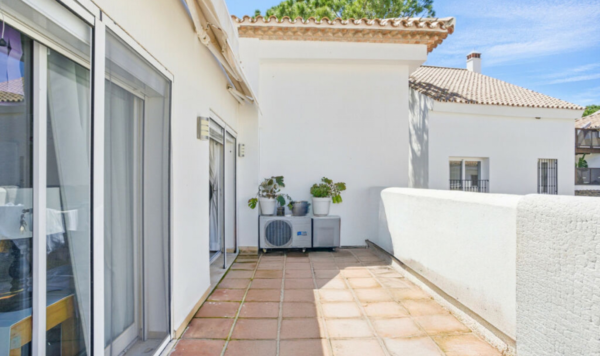 Resale - Apartment -
Nueva Andalucía