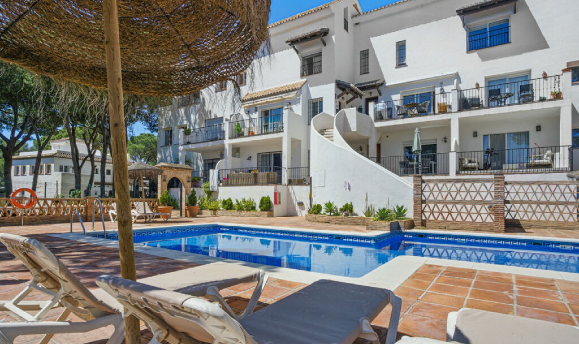 Resale - Apartment -
Nueva Andalucía