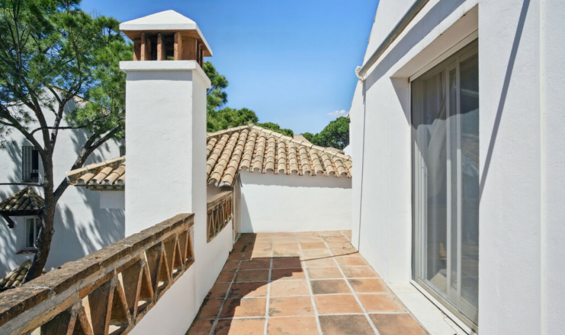 Resale - Apartment -
Nueva Andalucía