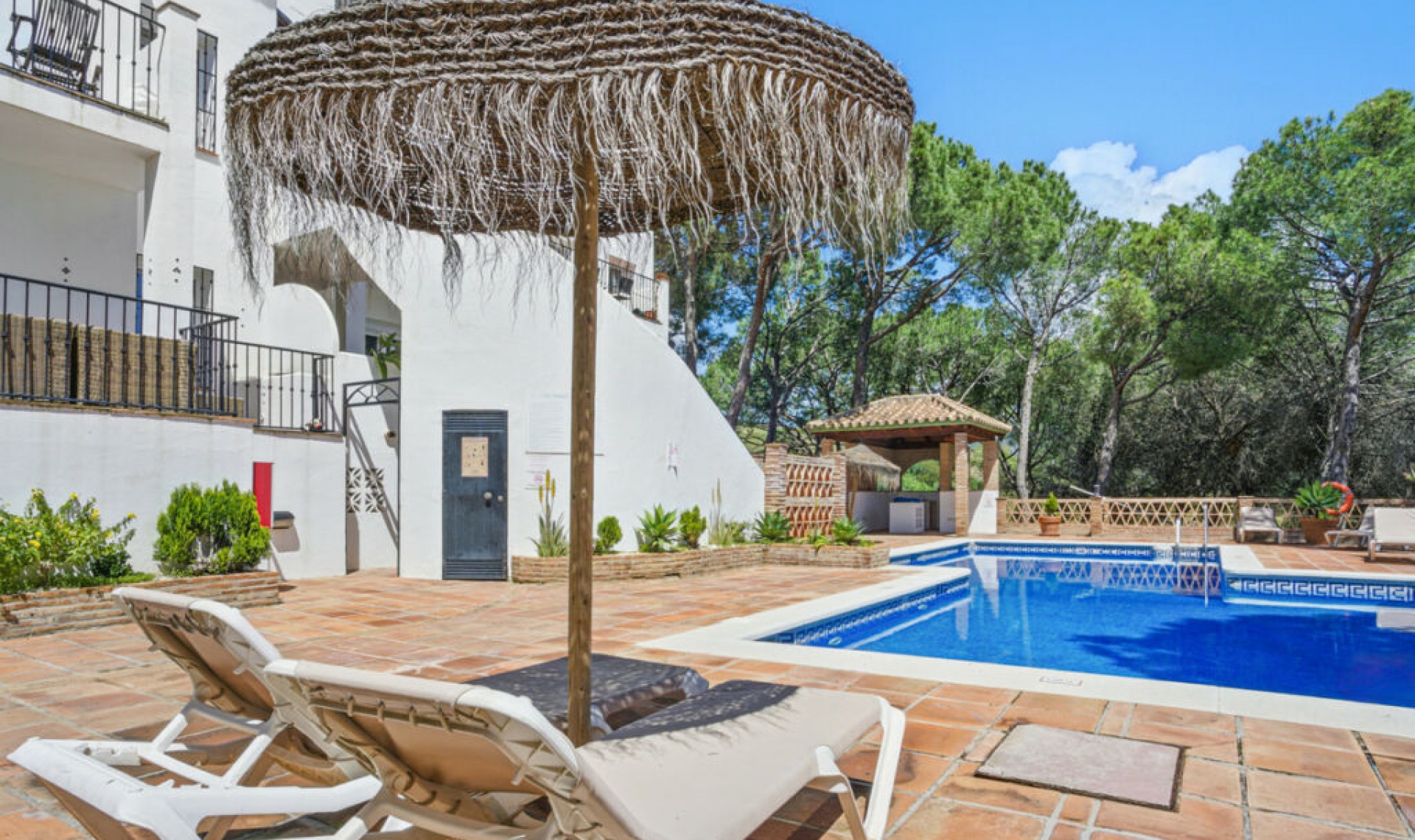 Resale - Apartment -
Nueva Andalucía