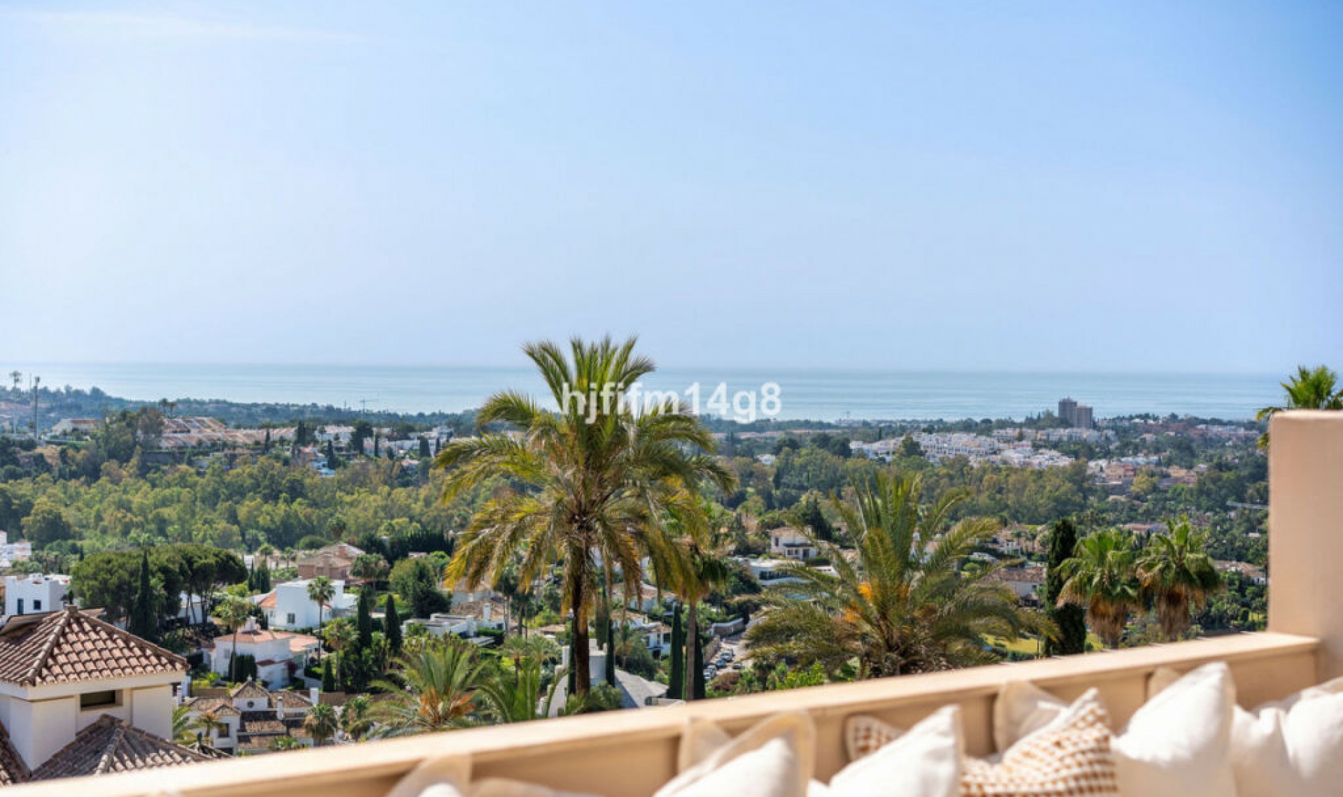 Resale - Apartment -
Nueva Andalucía