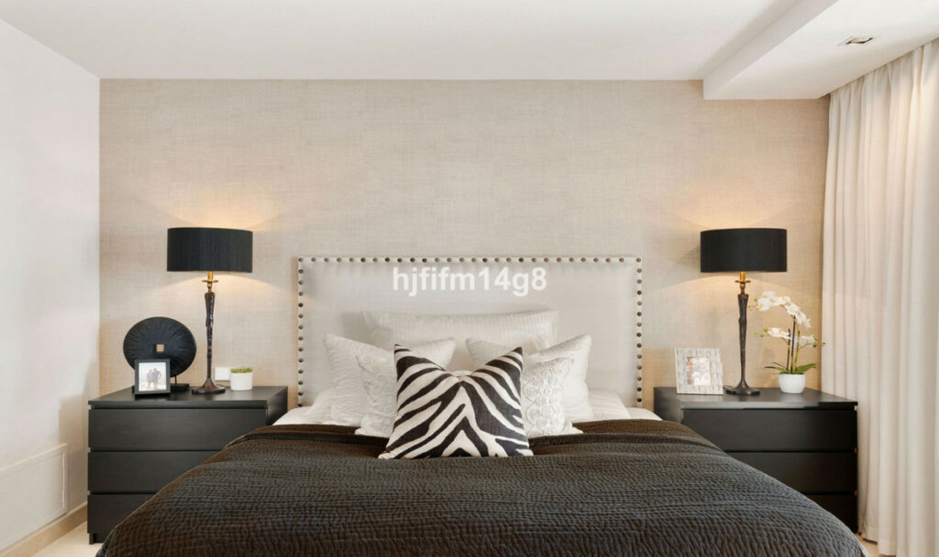 Resale - Apartment -
Nueva Andalucía