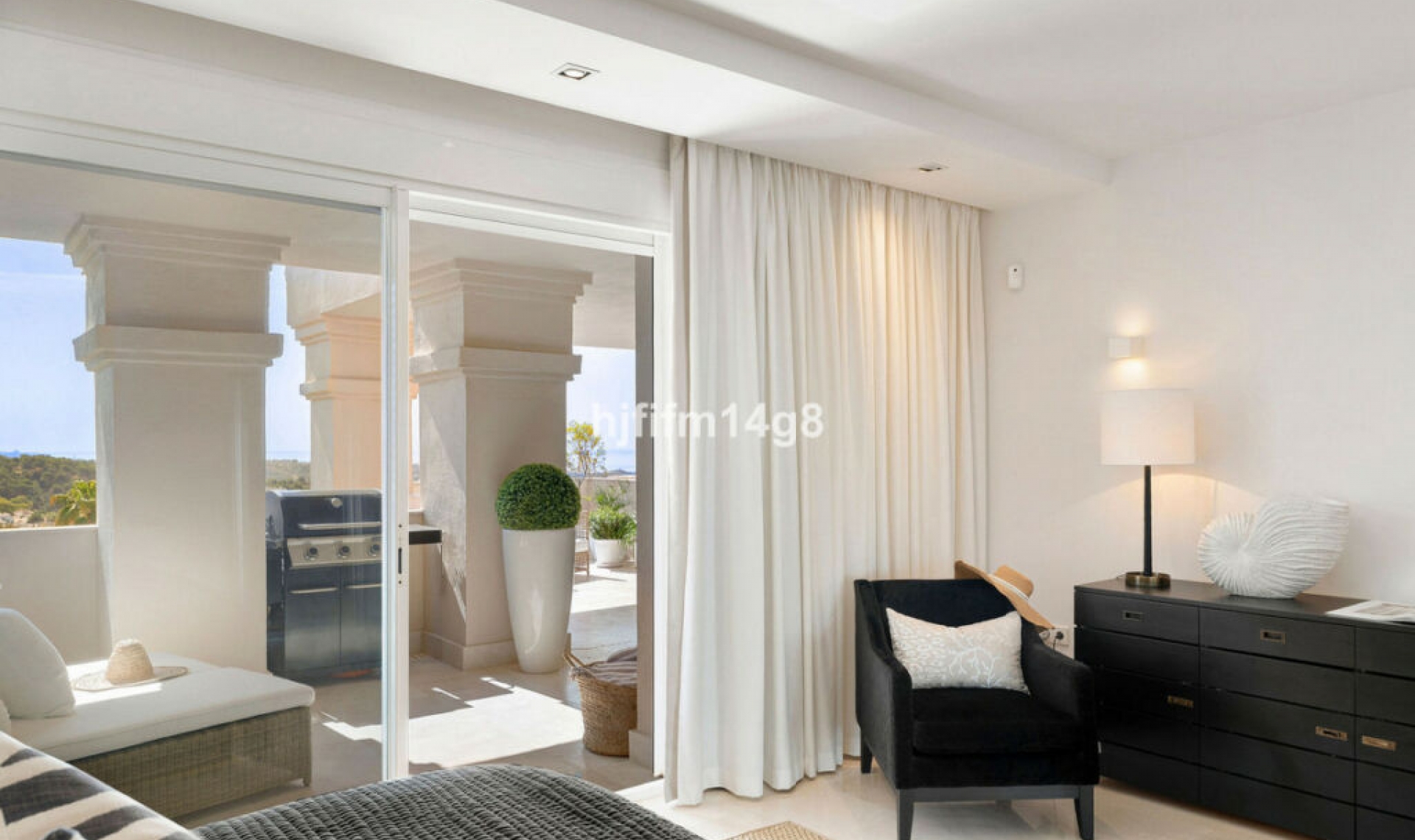 Resale - Apartment -
Nueva Andalucía