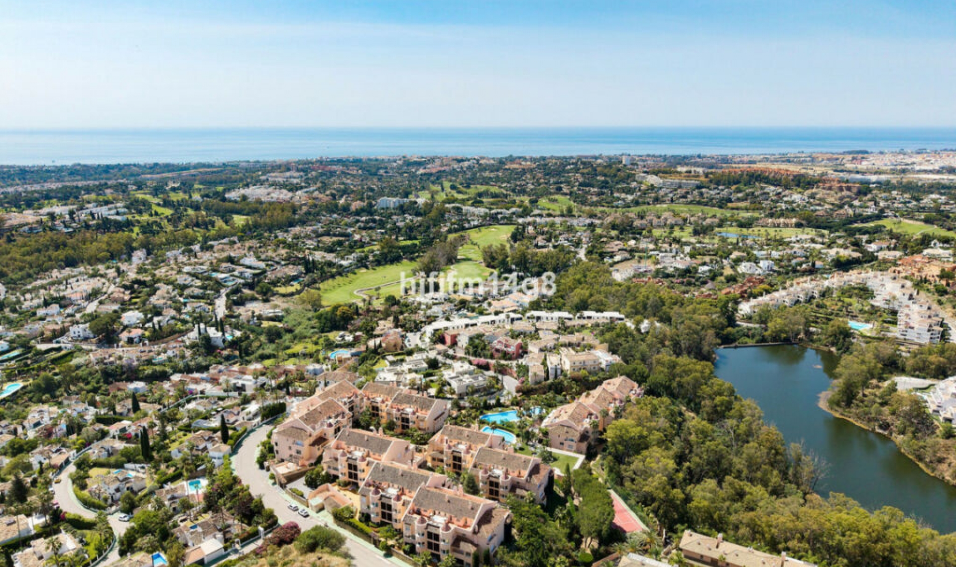 Resale - Apartment -
Nueva Andalucía