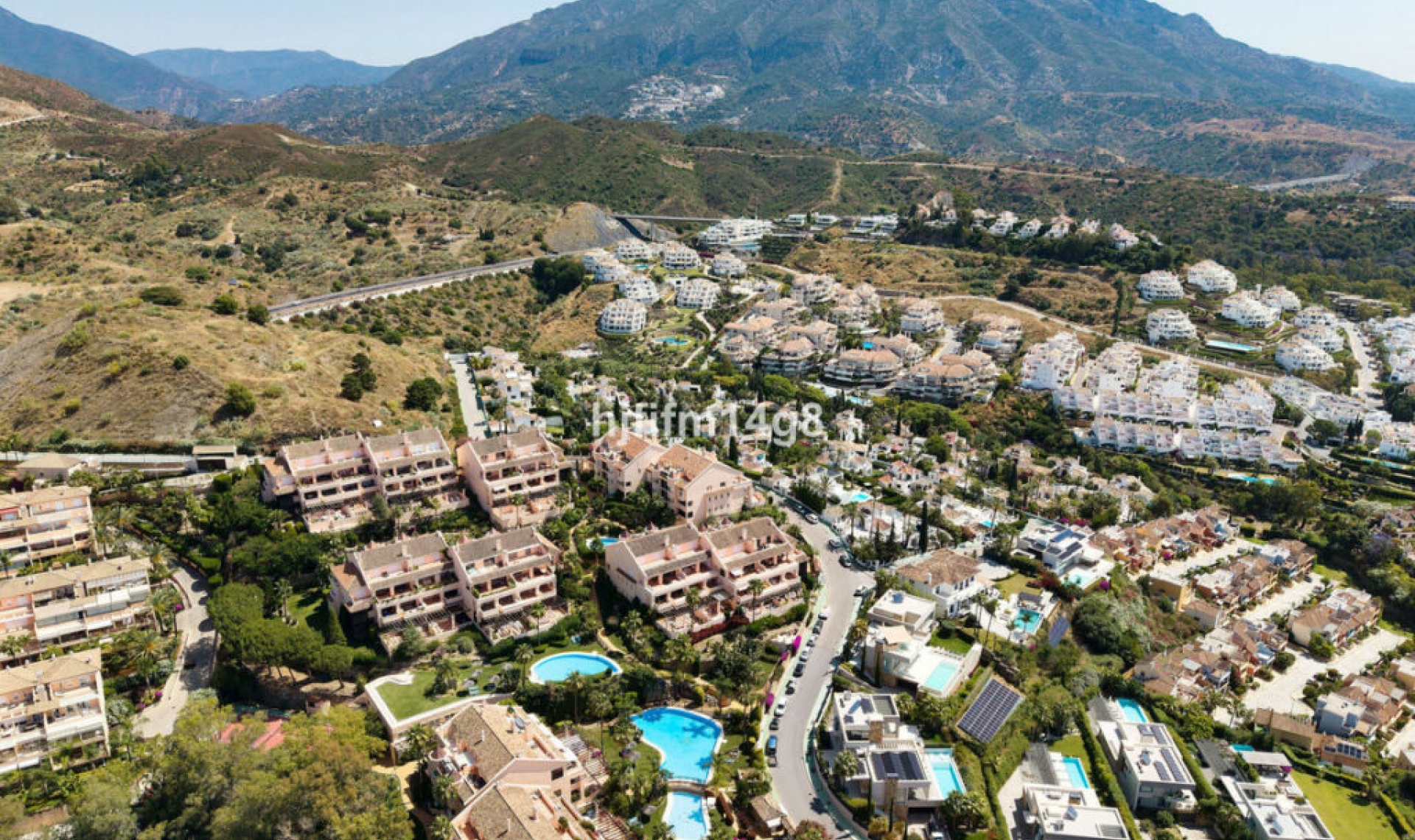 Resale - Apartment -
Nueva Andalucía