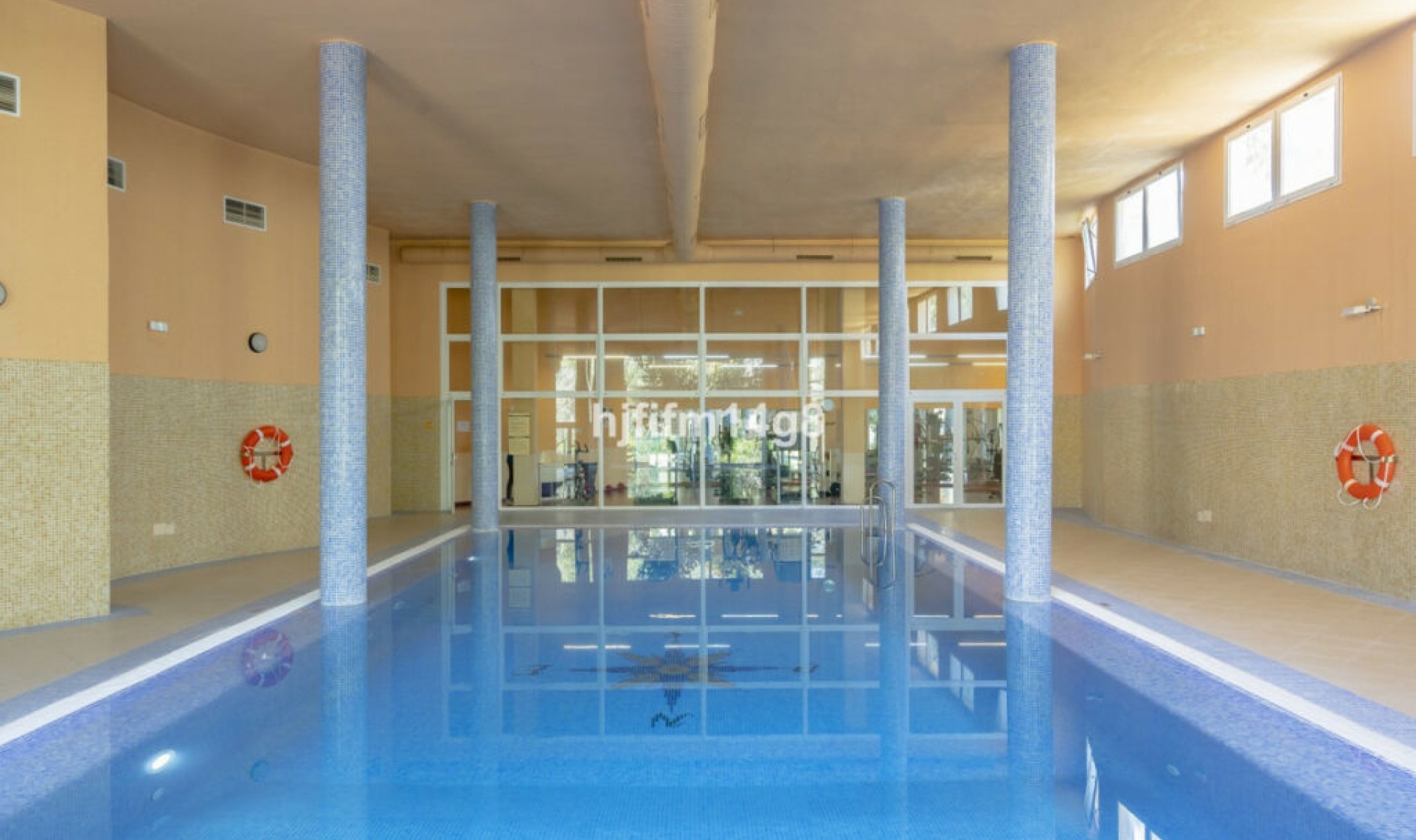 Resale - Apartment -
Nueva Andalucía