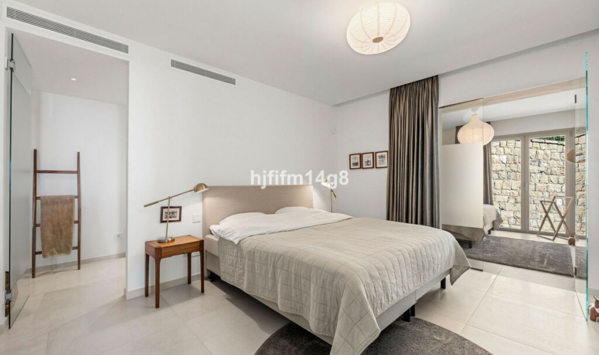 Resale - Apartment -
Nueva Andalucía
