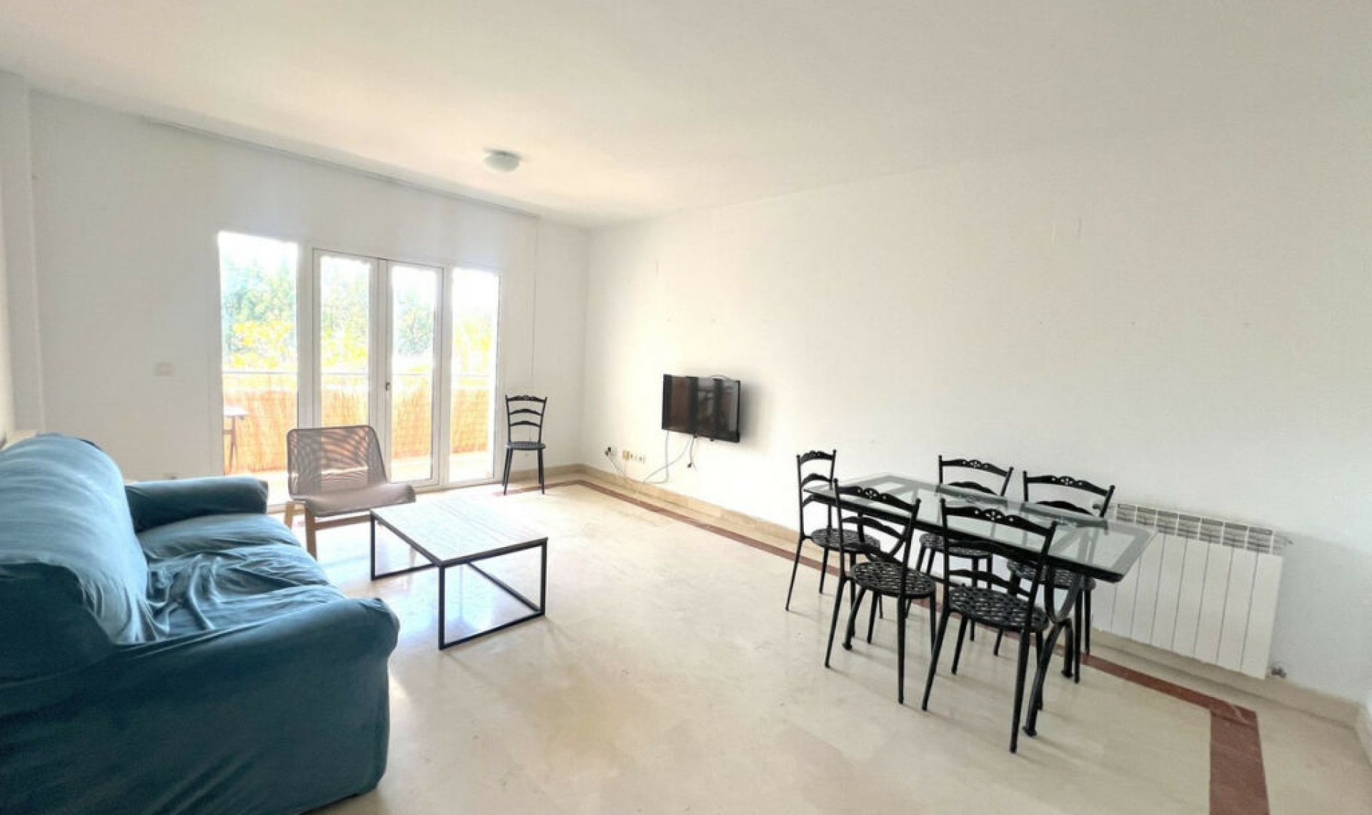 Resale - Apartment -
Nueva Andalucía