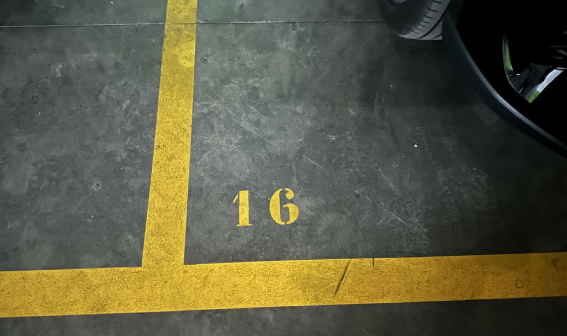 Resale - Apartment -
Nueva Andalucía