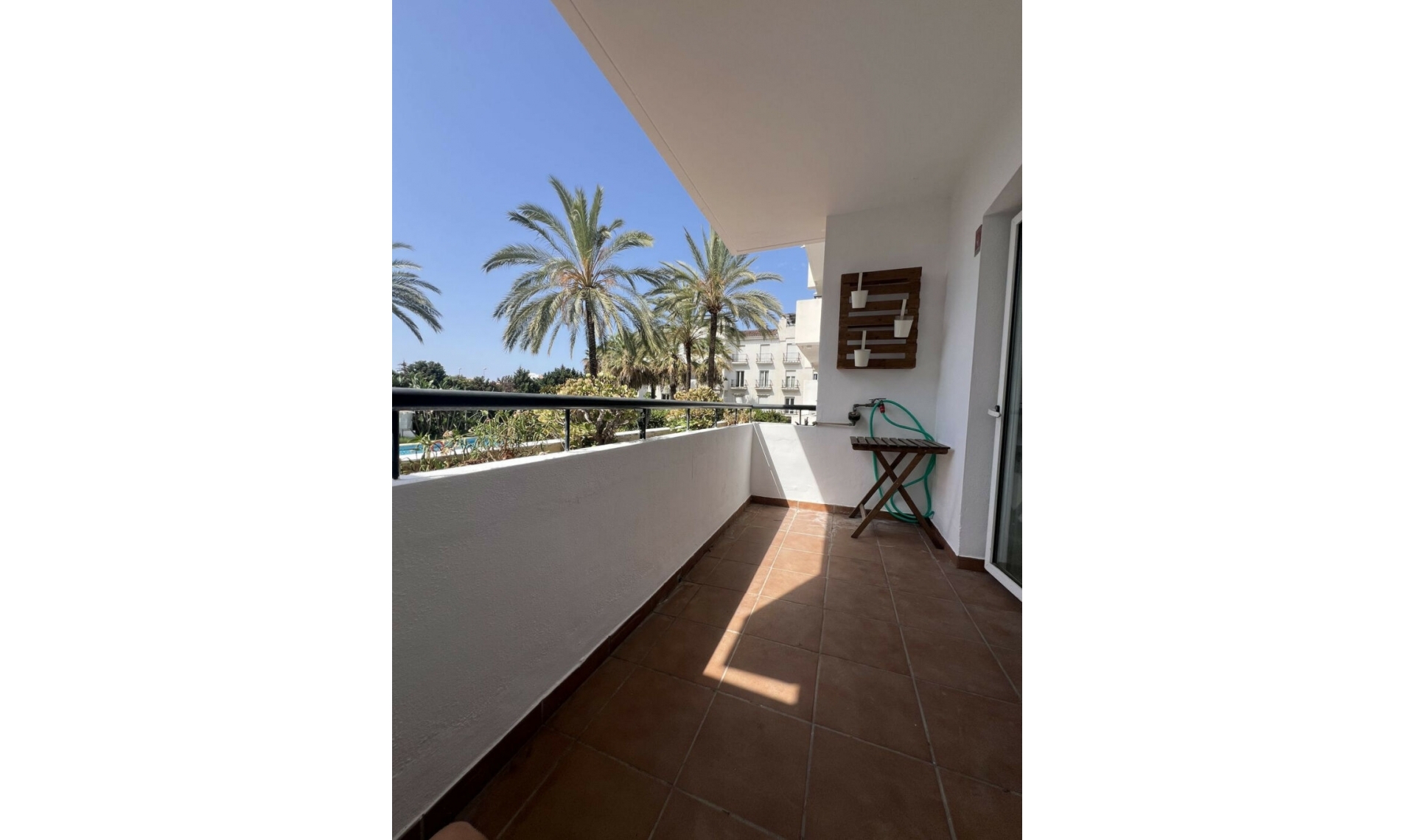 Resale - Apartment -
Nueva Andalucía