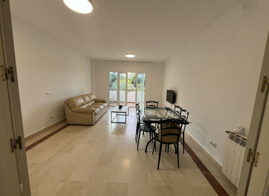 Resale - Apartment -
Nueva Andalucía