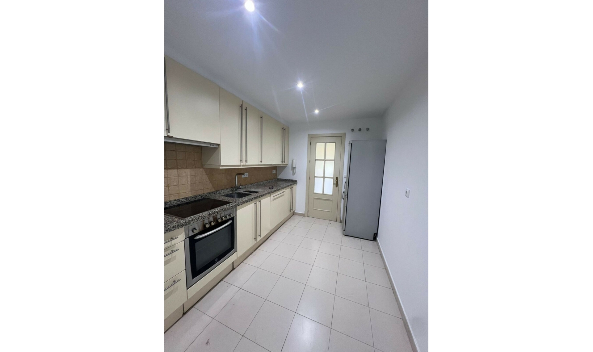 Resale - Apartment -
Nueva Andalucía