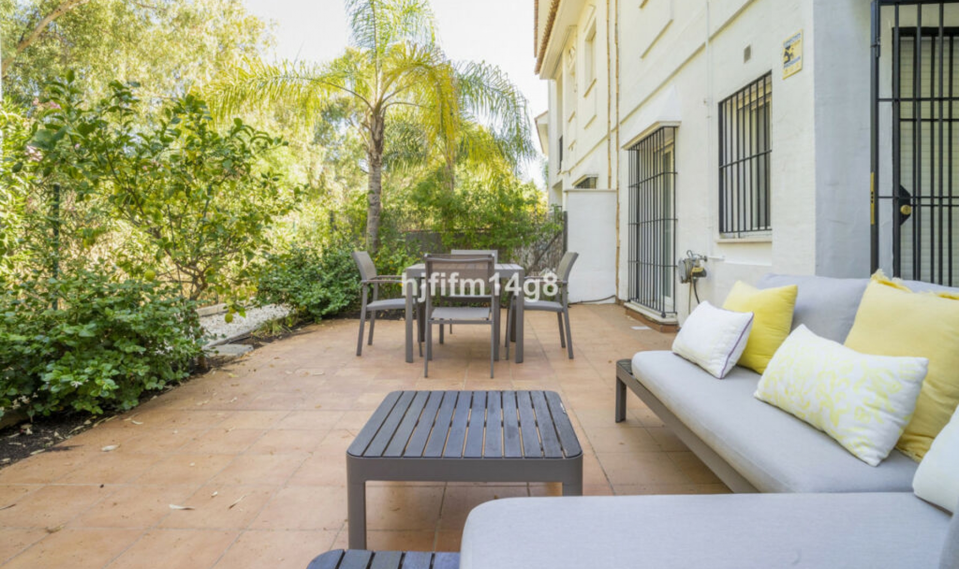 Resale - Apartment -
Nueva Andalucía