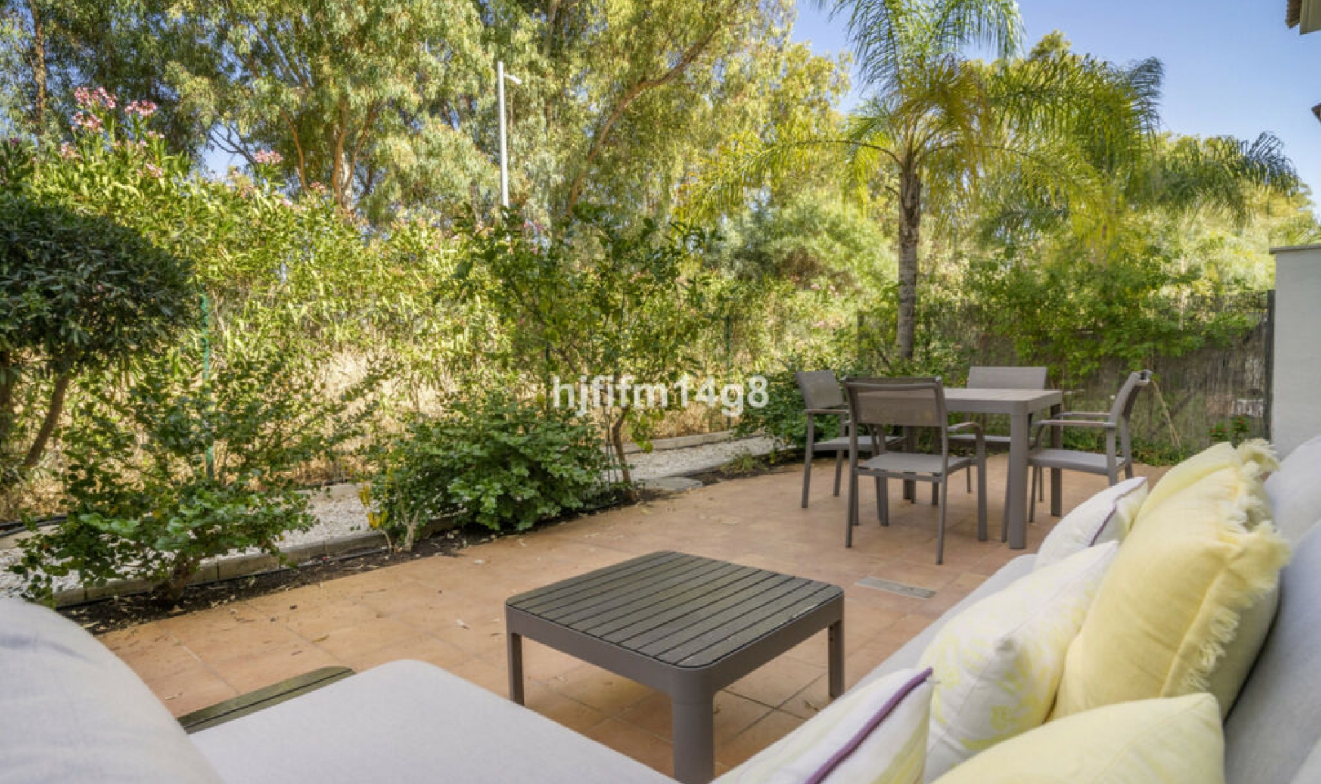 Resale - Apartment -
Nueva Andalucía