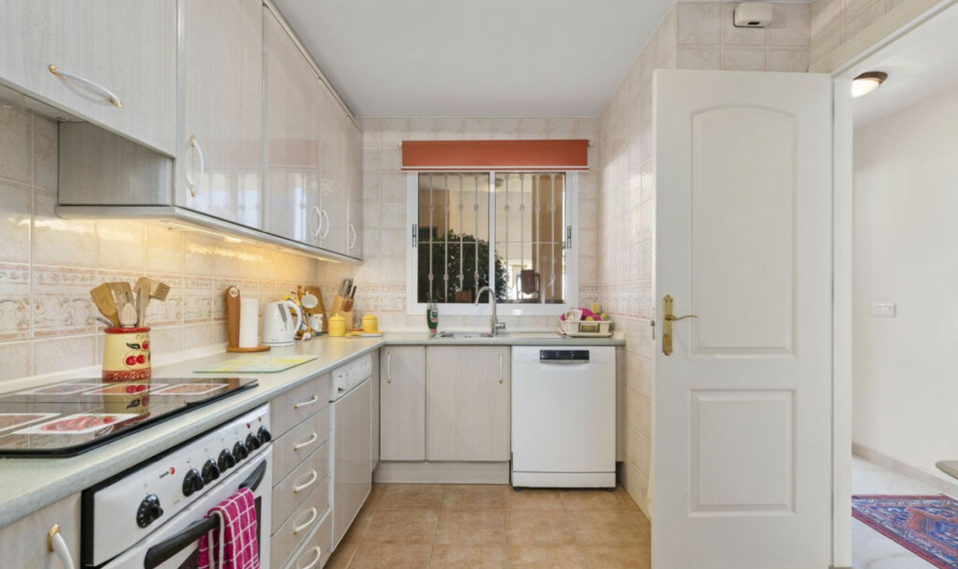 Resale - Apartment -
Nueva Andalucía