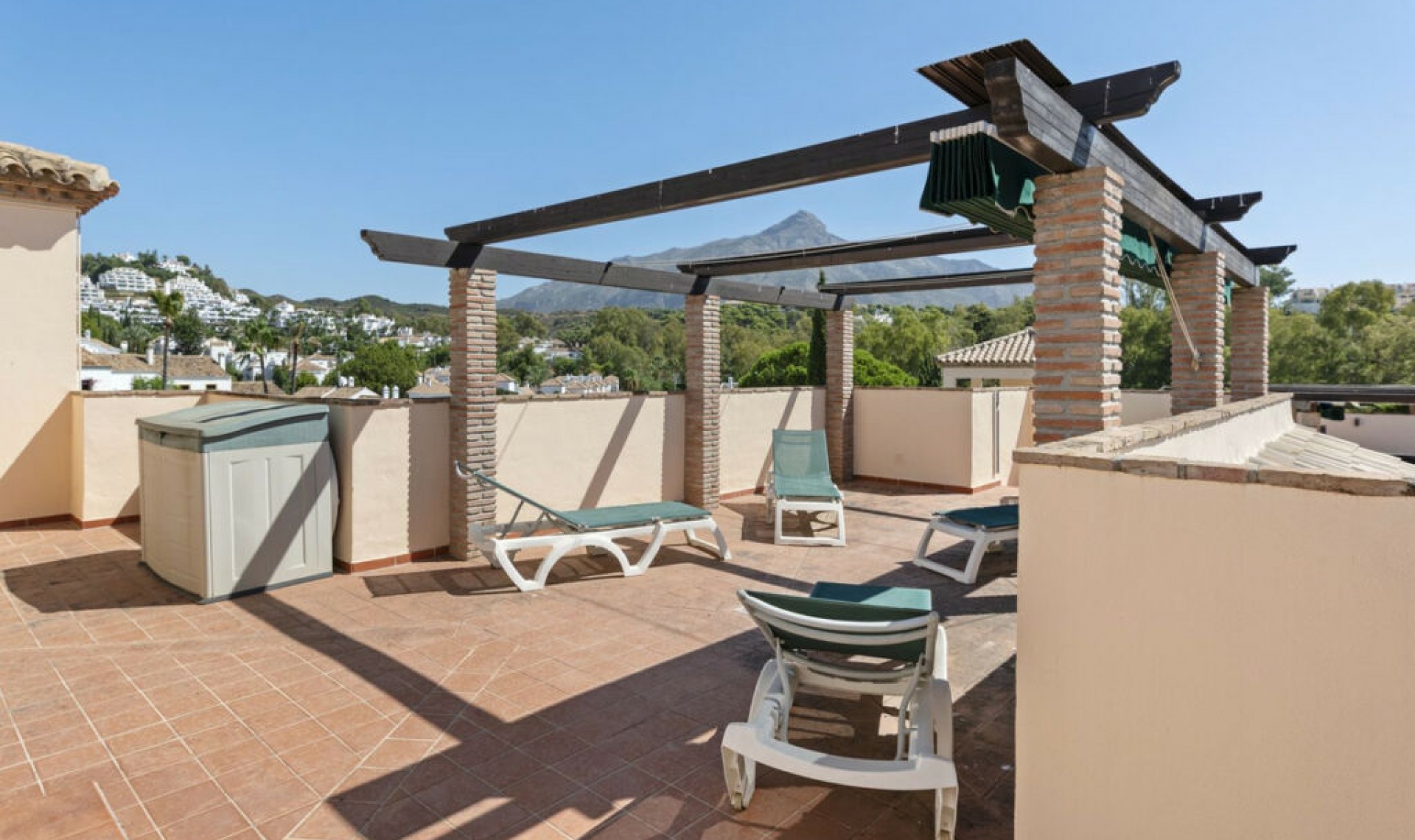 Resale - Apartment -
Nueva Andalucía