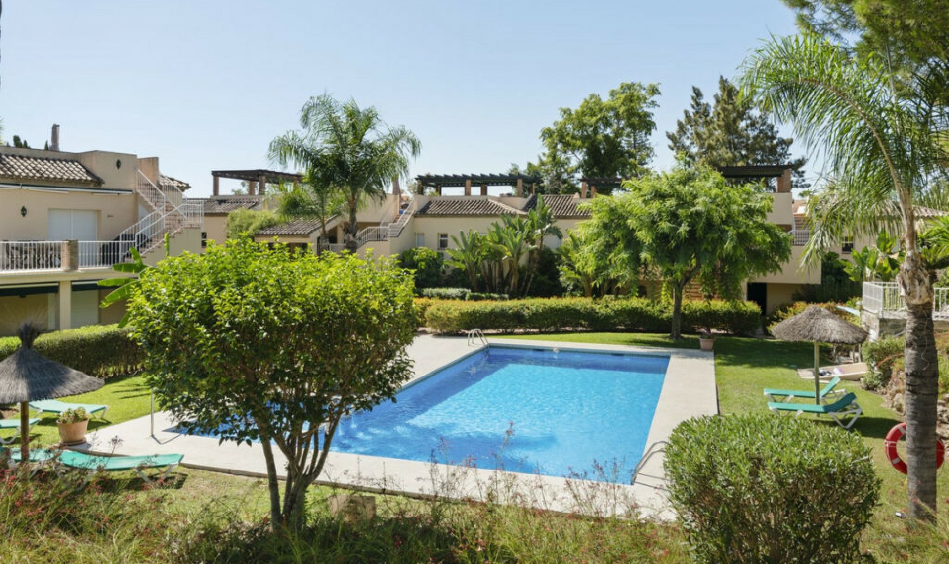 Resale - Apartment -
Nueva Andalucía