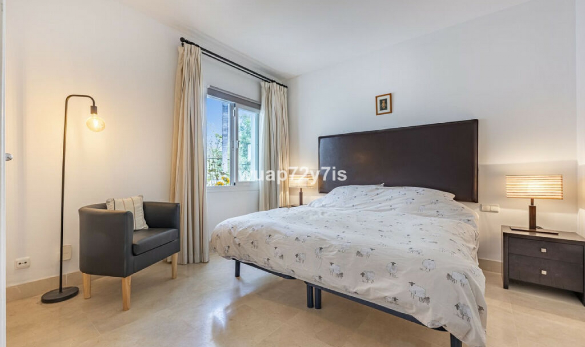 Resale - Apartment -
Nueva Andalucía