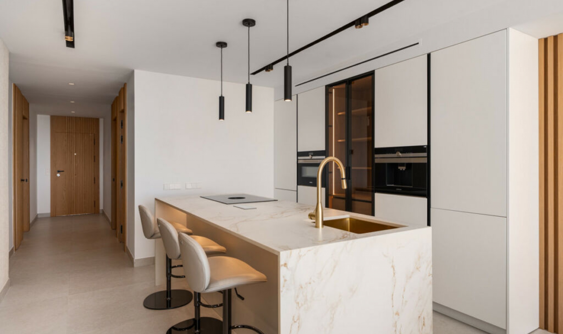 Resale - Apartment -
Nueva Andalucía