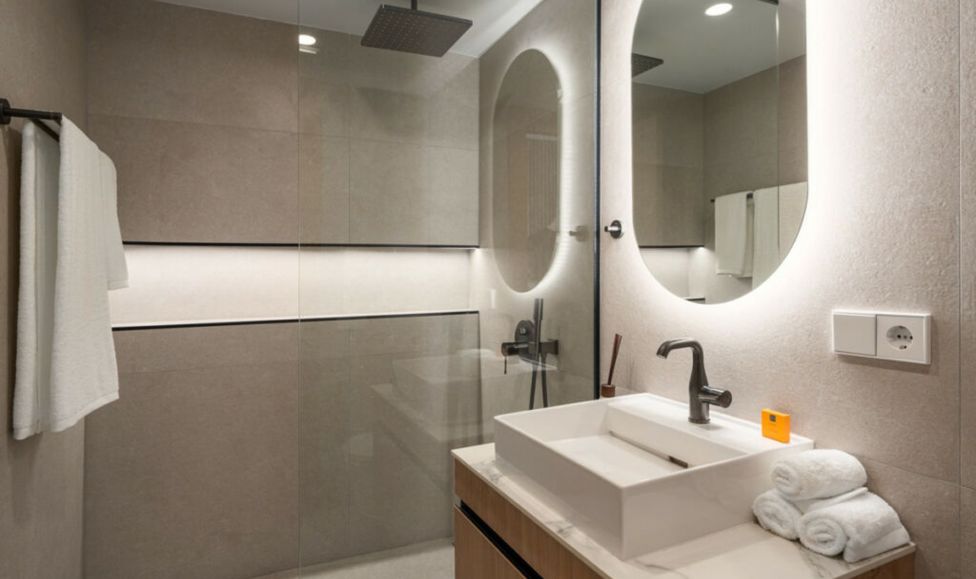 Resale - Apartment -
Nueva Andalucía