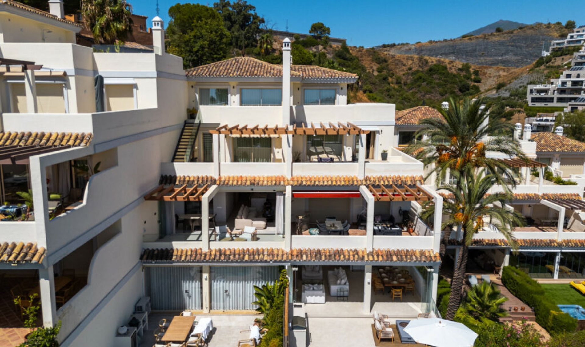 Resale - Apartment -
Nueva Andalucía