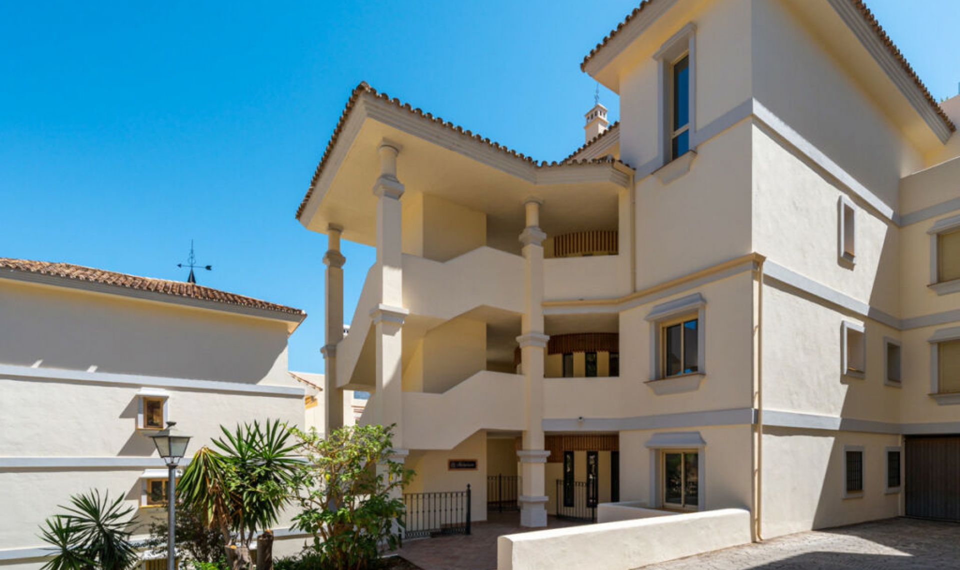 Resale - Apartment -
Nueva Andalucía