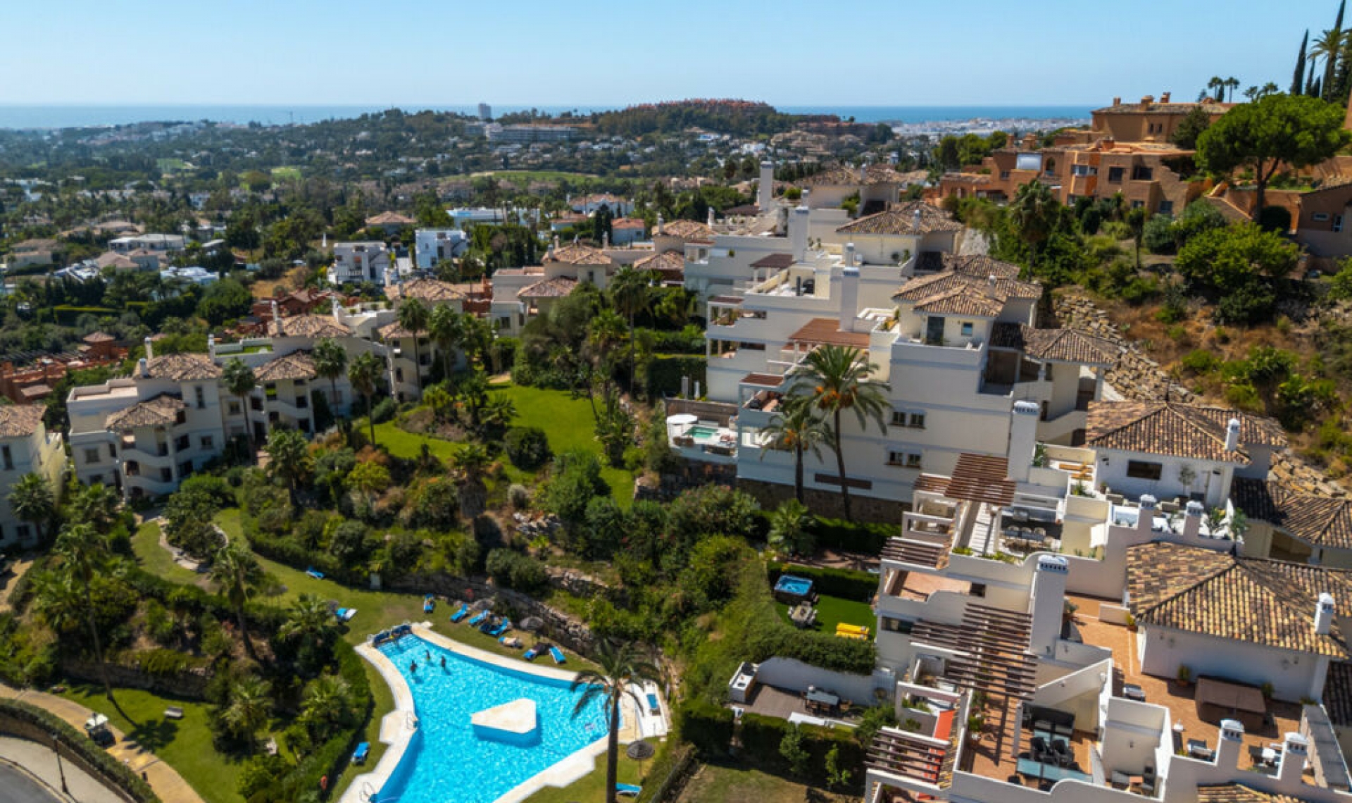Resale - Apartment -
Nueva Andalucía